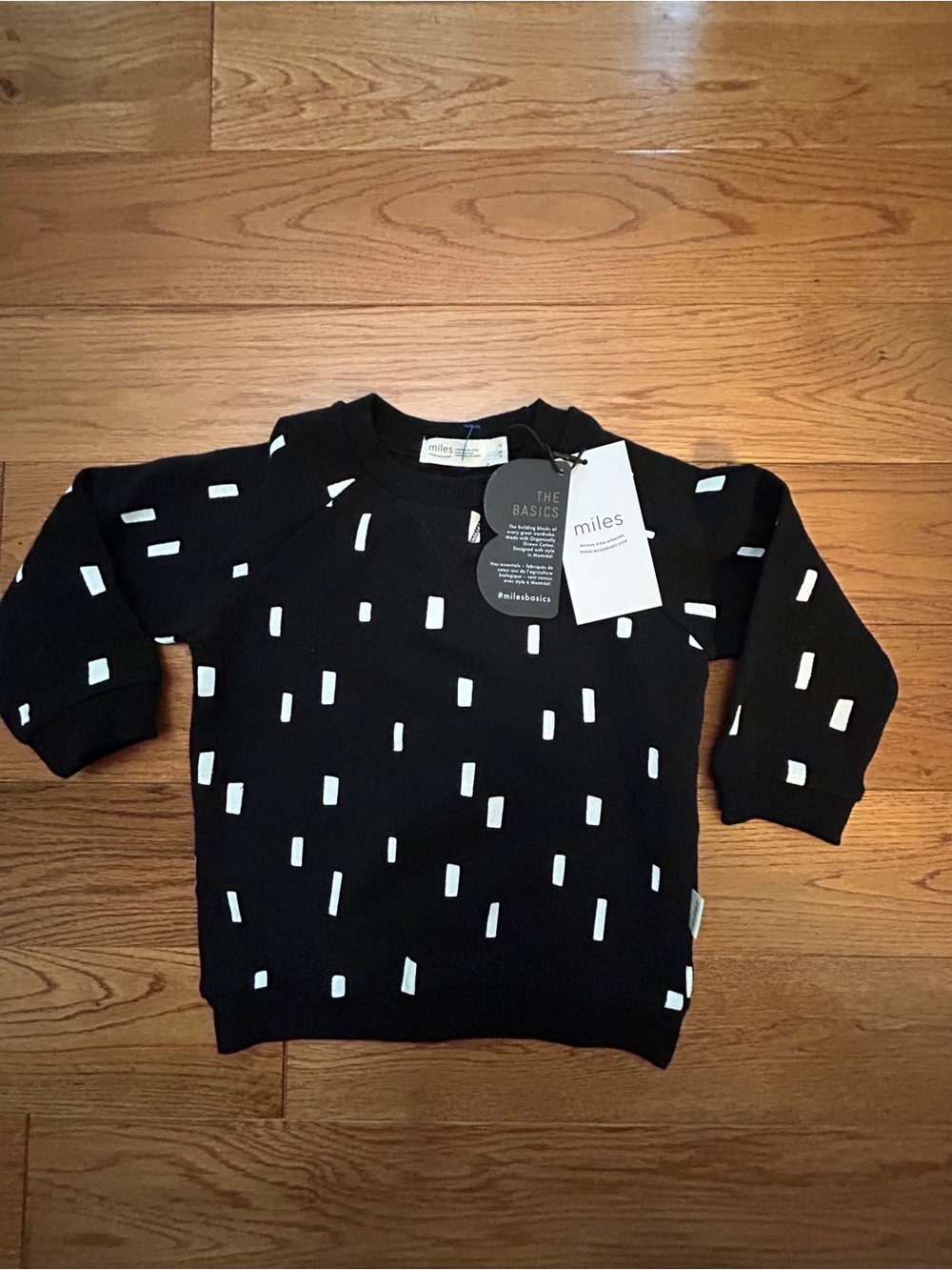 NWT Miles Baby Sweatshirt 12M Organic Cotton Black White Print